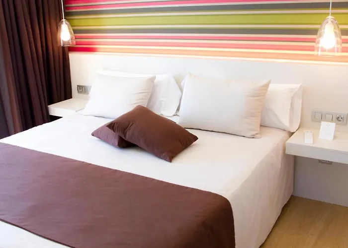 Alegria Plaza Paris & 4 Sup 4*