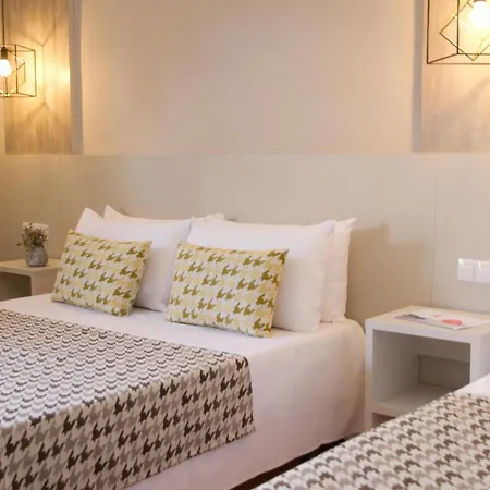 Alegria Plaza Paris & 4 Sup 4*