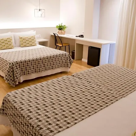 Alegria Plaza Paris 4*sup 호텔