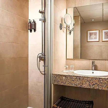 Alegria Plaza Paris & 4 Sup 4* Lloret de Mar