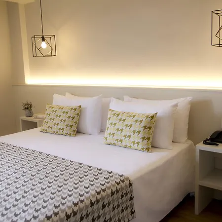 Alegria Plaza Paris & 4 Sup 4*