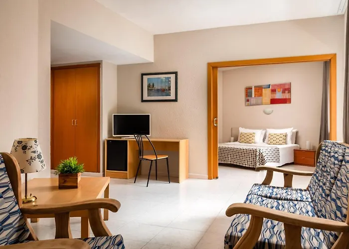 Alegria Plaza Paris & 4 Sup 滨海略雷特