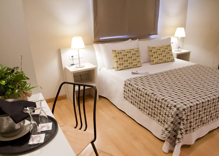 Hotel Alegria Plaza Paris & 4 Sup 4*