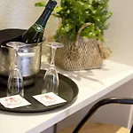 ホテル Alegria Plaza Paris & 4 Sup 4*