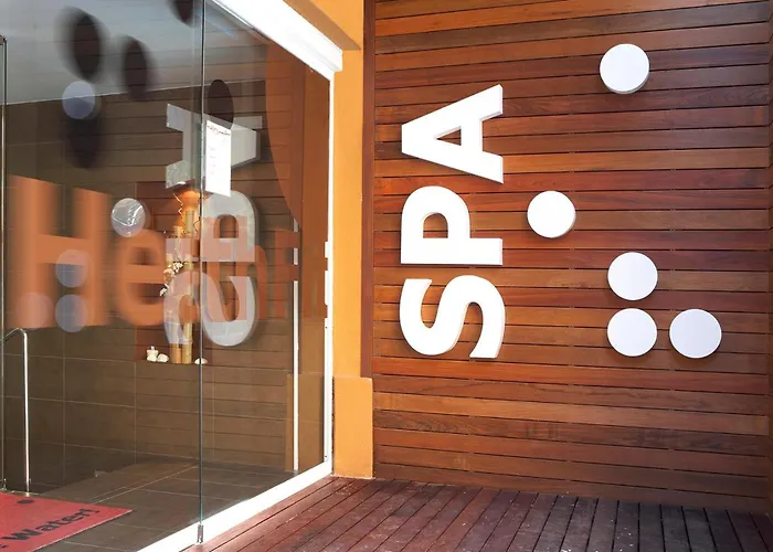 Alegria Plaza Paris & 4 Sup 4* Lloret de Mar