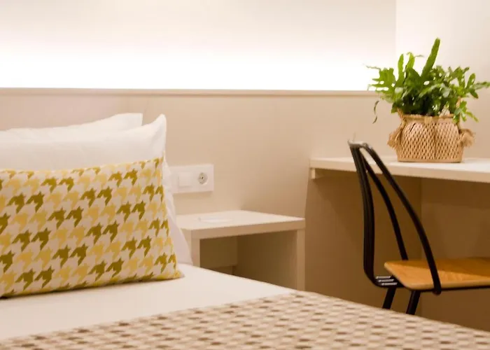 Alegria Plaza Paris & 4 Sup Hotel Lloret de Mar